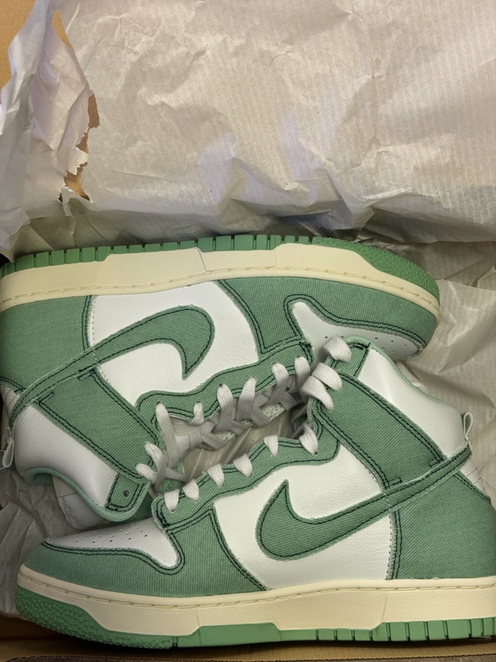 Women’s Nike Dunk High 1985 Size 8.5 READ DESCRIPTION